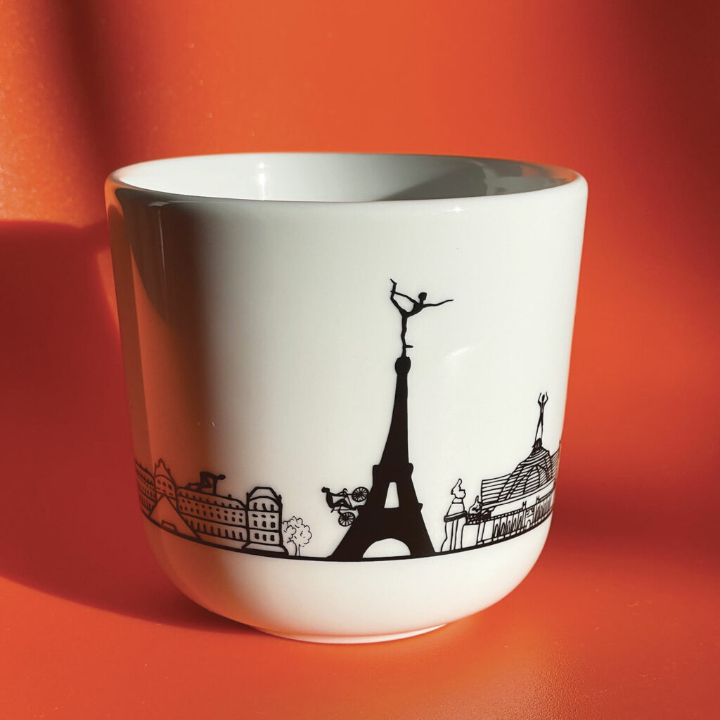 Le MUG Paris et les sportifs est un hommage poétique des compétitions sportives dans la capitale en 2024 - design par Béatrice pene lassus pour Assiettes et compagnie