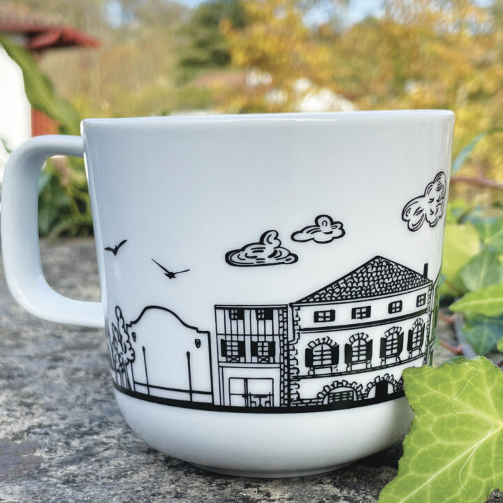 mug la bastide clairence, plus beau village de france, pays basque, par assiettes et cie