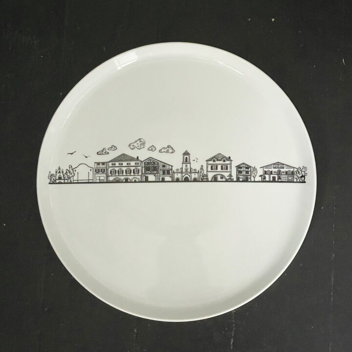 plat la bastide clairence par assiettes et compagnie et faire le tour de ce plus beau village de France au coeur du pays basque